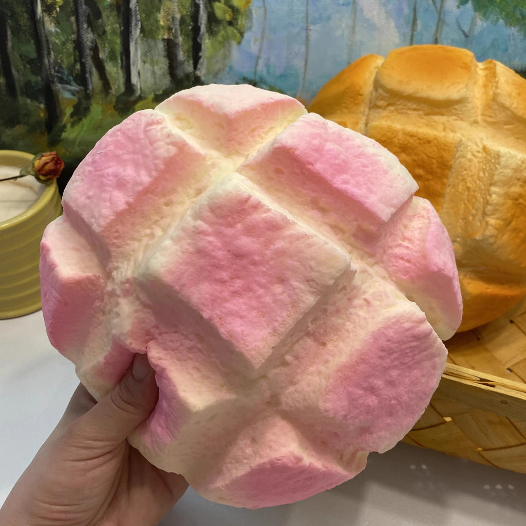 Oversized Pineapple Bun Slow Rise Squishy