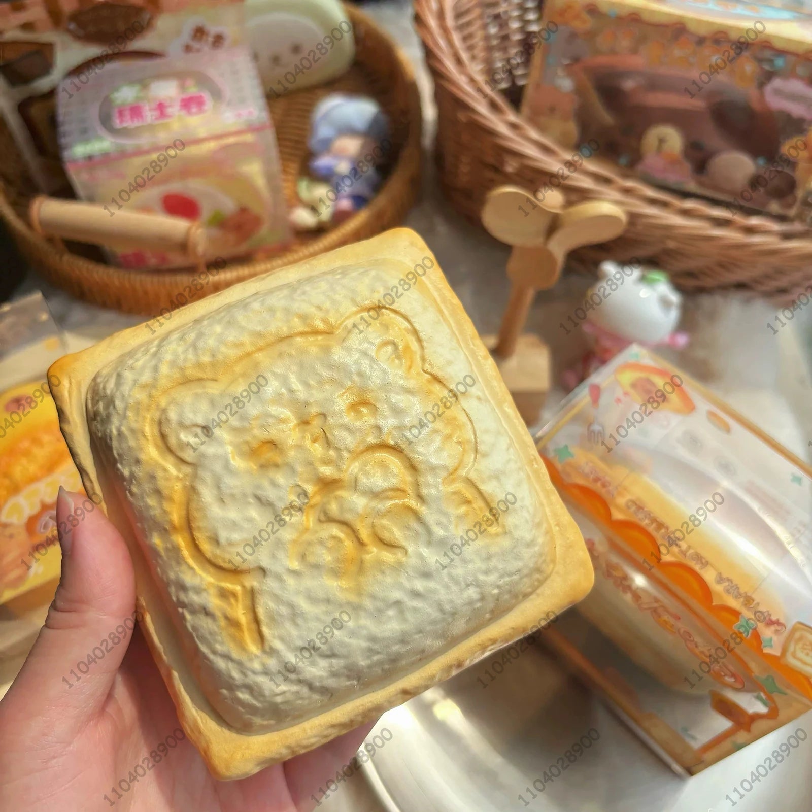 Capybara Bakery Slow Rise Squishy